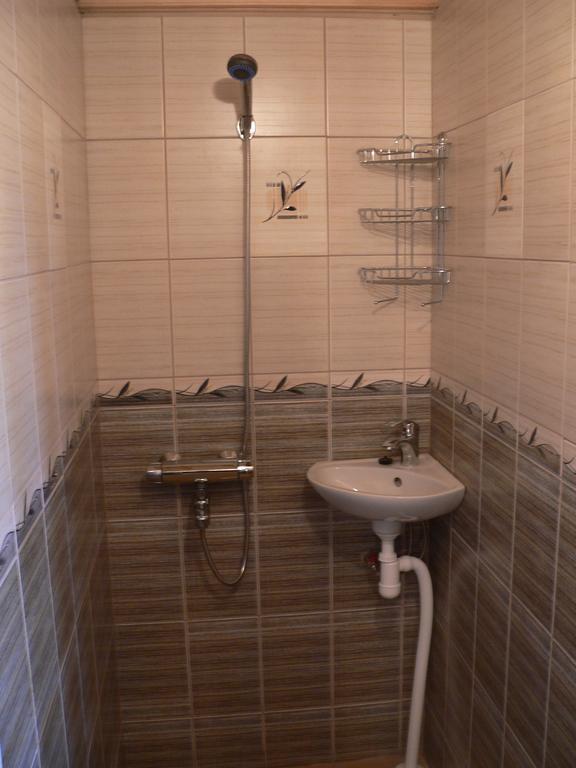 Bed and Breakfast Adu-Jaani Kodumajutus Matja Pokoj fotografie